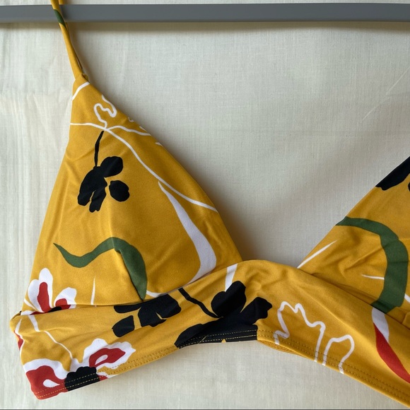 Yellow Tropical Pattern Matching Bikini Set - Picture 16 of 16